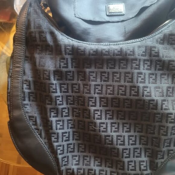 Fendi hobo bag- authentic- - Picture 7 of 8